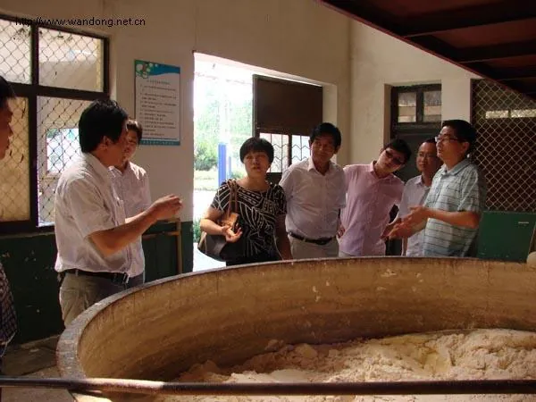 The "Technical Renovation Project of WDX60 Adsorbent Resin with Extra-Large Specific Surface Area with an Annual Output of 5000 Cubic Meters" successfully passed the provincial-level acceptance inspection.